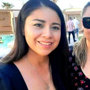 Meet your Posher, Angeles